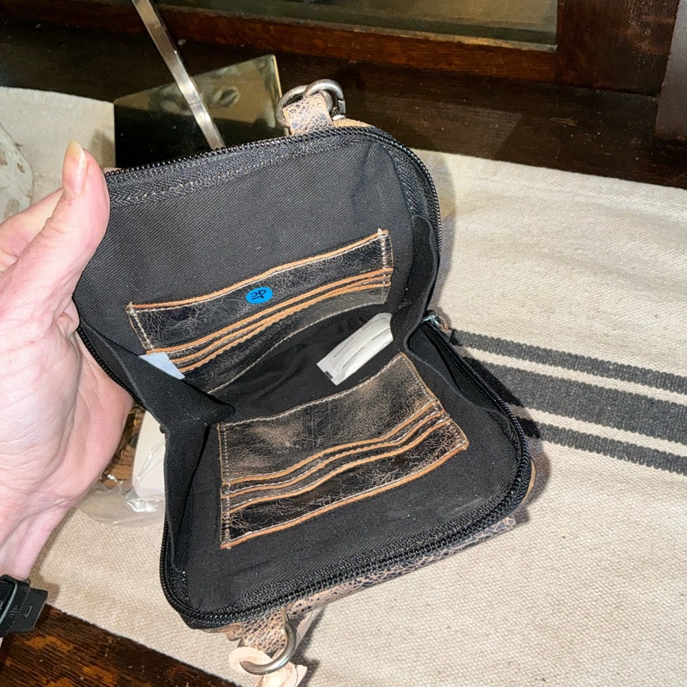 NWT Bed Stu Leather Alelike Crossbody Wristlet Phone Wallet Black Lux MSRP $185 - Picture 14 of 16